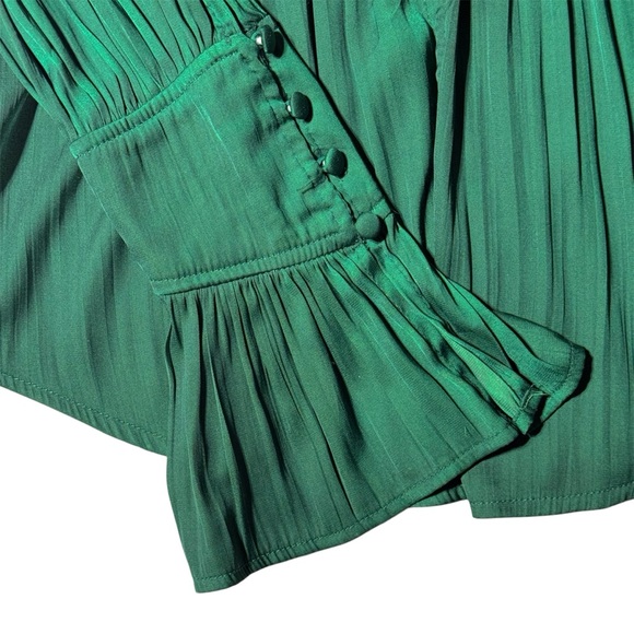 Anthropologie Deep-V Tunic Romantic Blouse Bell Sleeve Emerald Green Satin Sz S - Picture 7 of 10